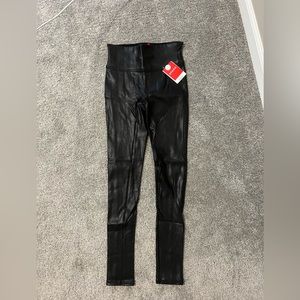 NWT Spanx Faux Leather Leggings XSP